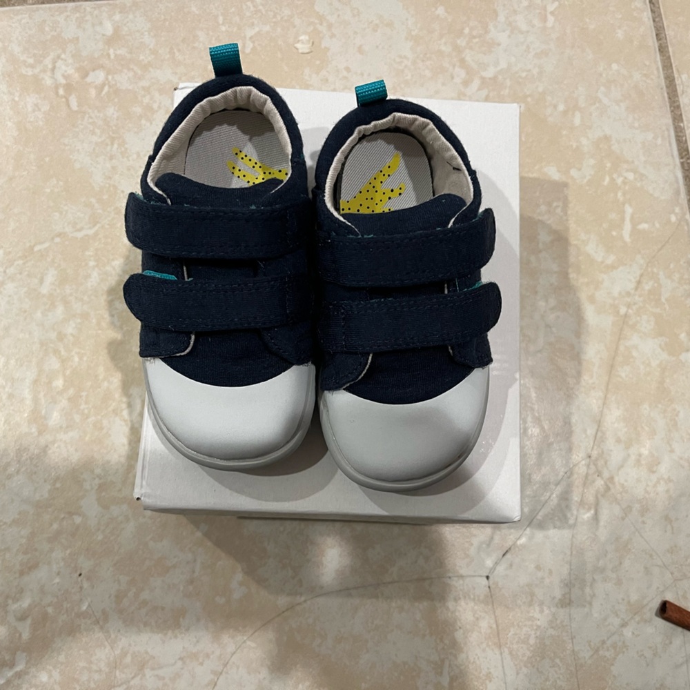 Ten Little First Walkers, Navy, Size 6, Brand New
